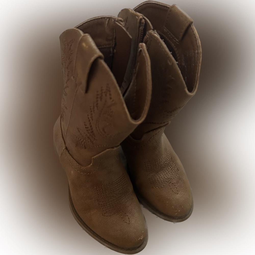 Cupcake Couture Toddler Lil Shelby Western Boot 6 k51